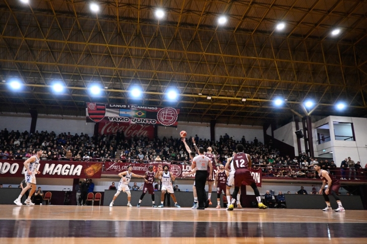 Lanús celebró su primer triunfo en su regreso a LNB - Imagen 3