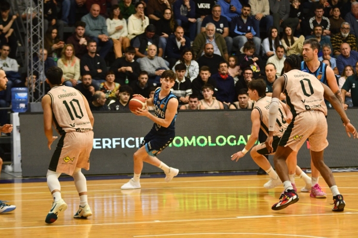 Gimnasia se impuso ante Racing  - Imagen 1