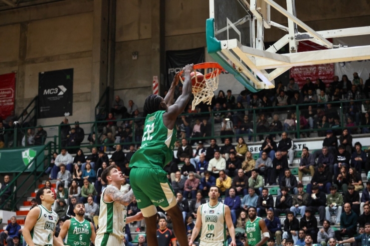 Atenas se quedó con el duelo ante Ferro - Imagen 1