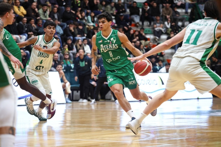 Atenas se quedó con el duelo ante Ferro - Imagen 2