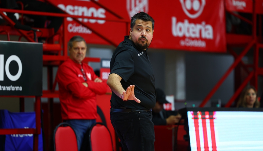 Manuel Urrutia: "El compromiso y las ganas nos permitieron sacar adelante el partido"