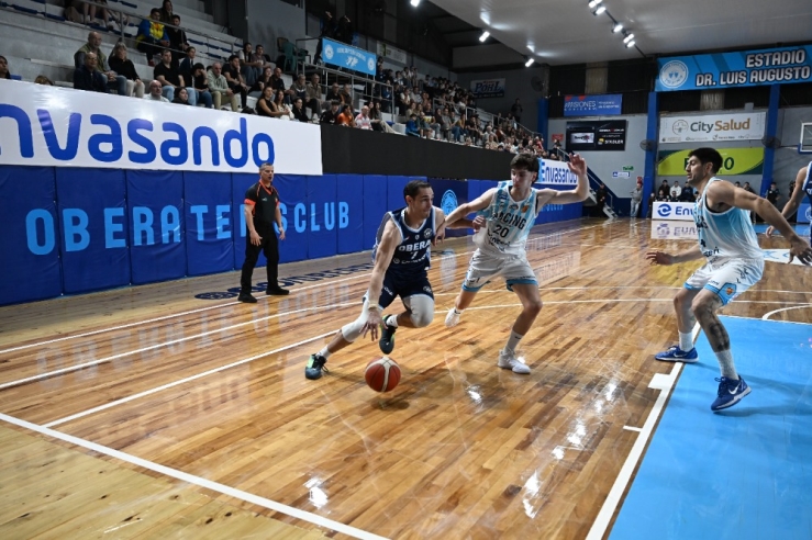 Racing se hizo fuerte en Oberá - Imagen 5