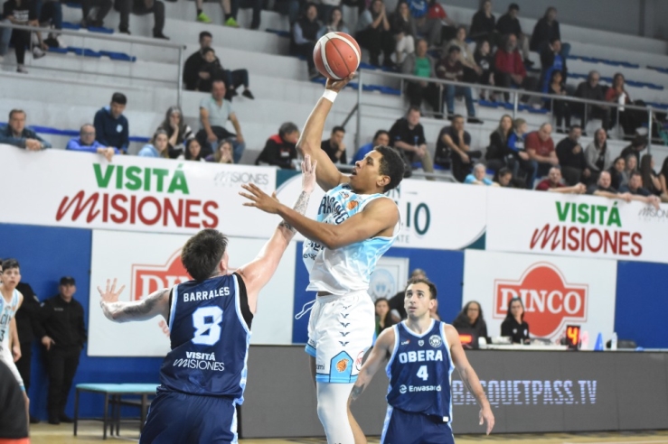 Racing se hizo fuerte en Oberá - Imagen 6