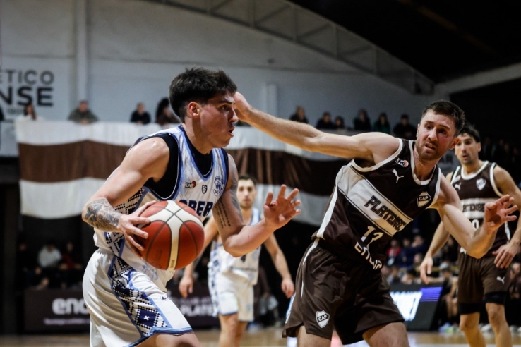 Platense se hizo fuerte en el cierre y se quedó con un triunfazo ante Oberá - Imagen 6