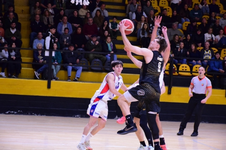 Primer festejo de Comunicaciones en casa - Imagen 4