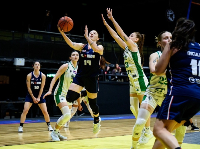 Ferro se llevó el triunfo ante Unión Florida en El Templo del Rock - Imagen 7