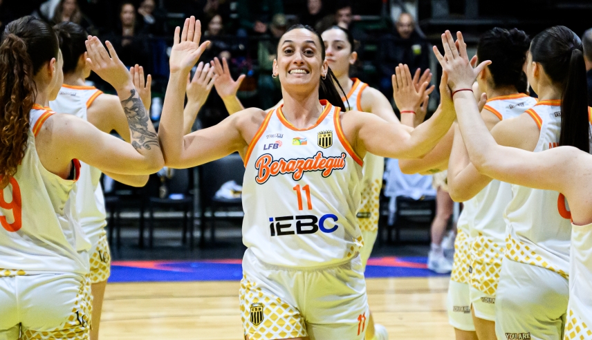 Berazategui presentó su tercera camiseta, un homenaje a los colores de la ciudad