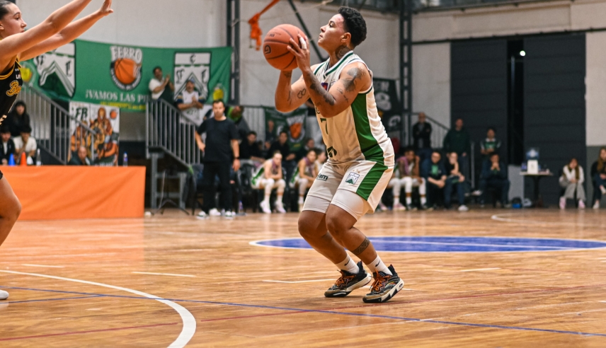 Lays Da Silva llega a Ferro